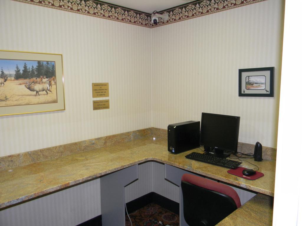 Fairbridge Inn Express Dillon Bagian luar foto