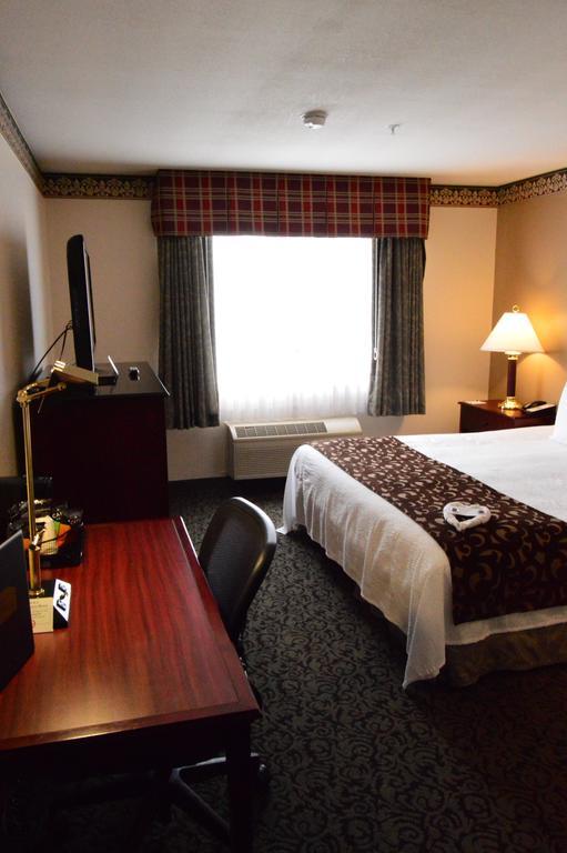 Fairbridge Inn Express Dillon Bagian luar foto