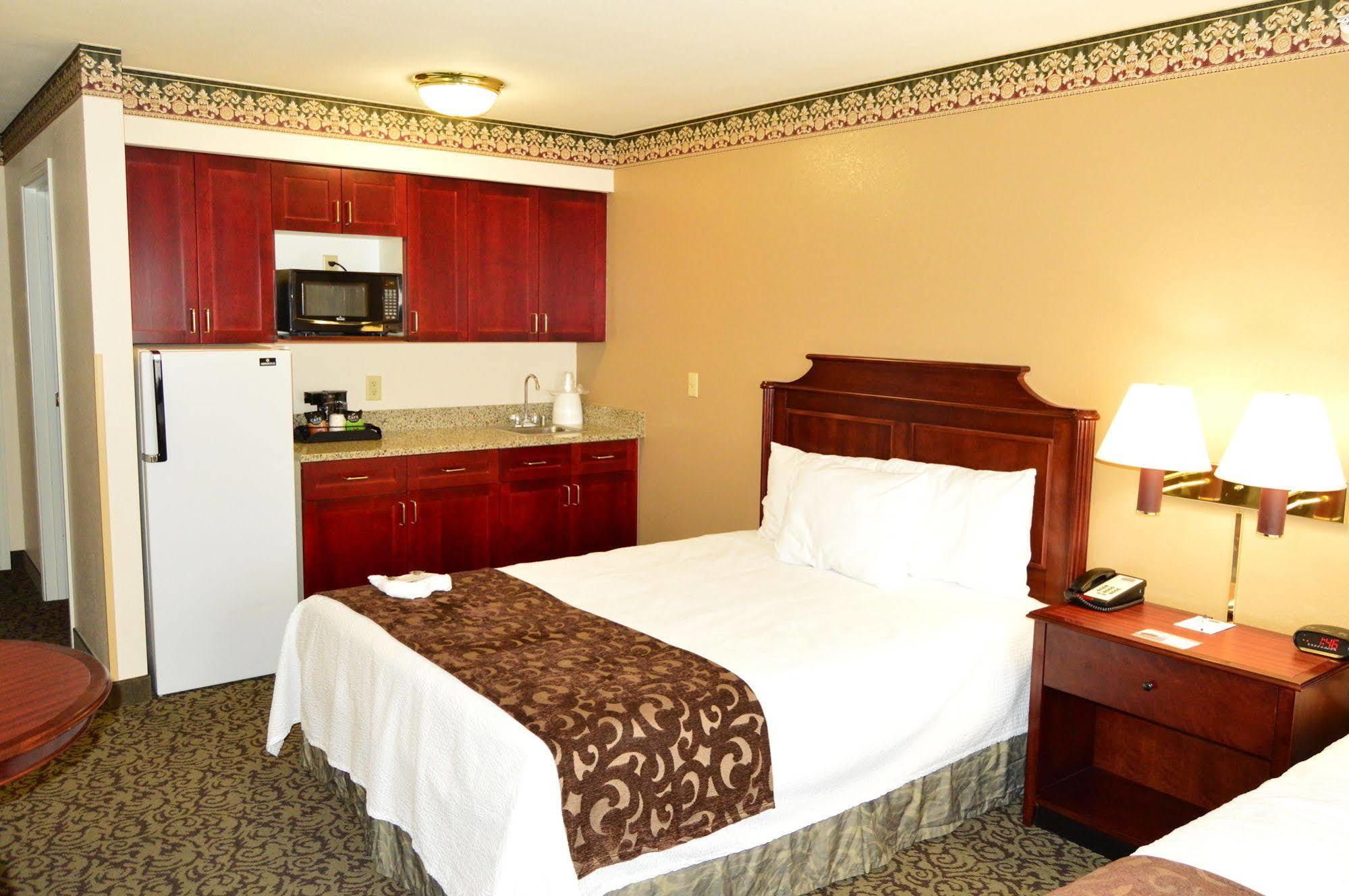Fairbridge Inn Express Dillon Bagian luar foto