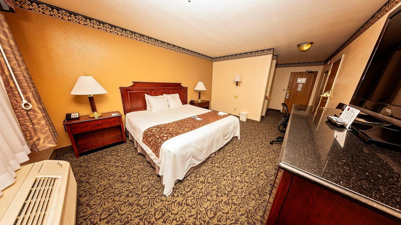 Fairbridge Inn Express Dillon Bagian luar foto